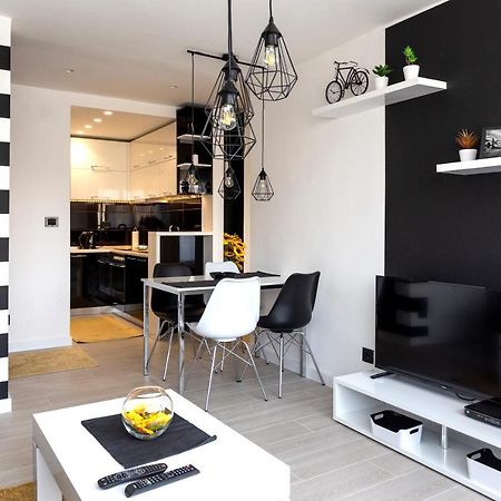 Park Apartment โนวีซาด ภายนอก รูปภาพ