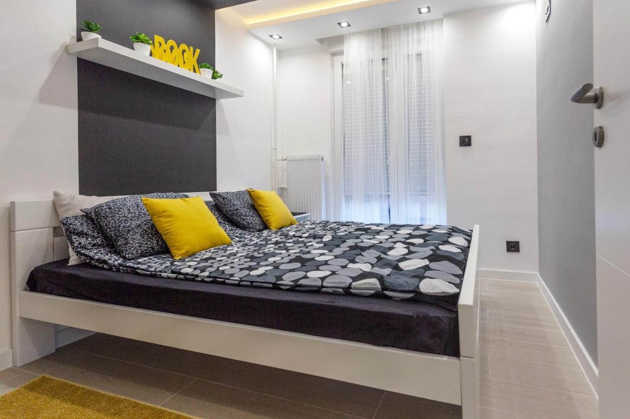Park Apartment โนวีซาด ภายนอก รูปภาพ