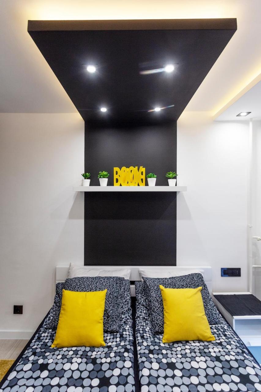Park Apartment โนวีซาด ภายนอก รูปภาพ