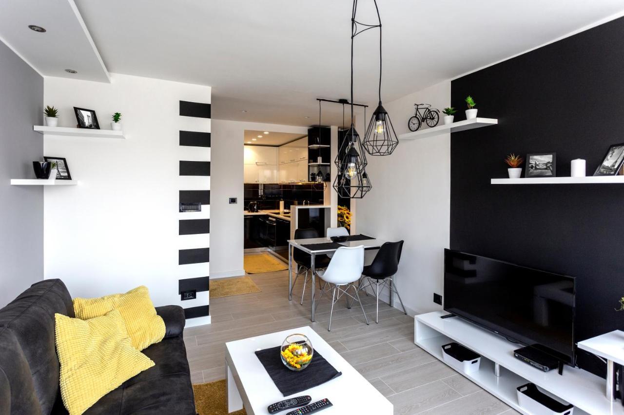 Park Apartment โนวีซาด ภายนอก รูปภาพ